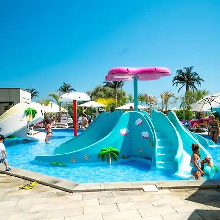 Apartment Alezzi Roxana 13k *