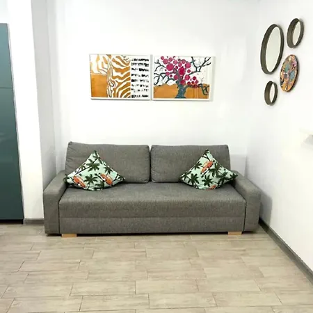 Alezzi Roxana 13k Apartment *