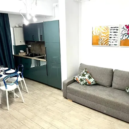Apartment Alezzi Roxana 13k *